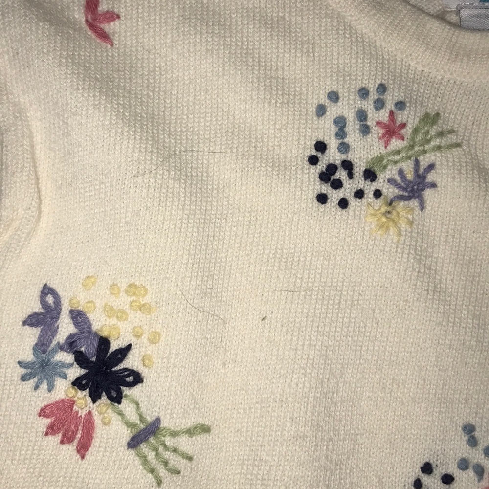 Girl’s 2-pc Sweater Set - Picture 3 of 8